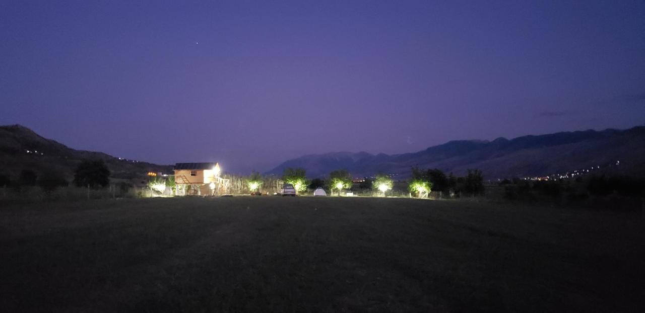 Life On The Farm Hotel Nepravishte Exterior photo