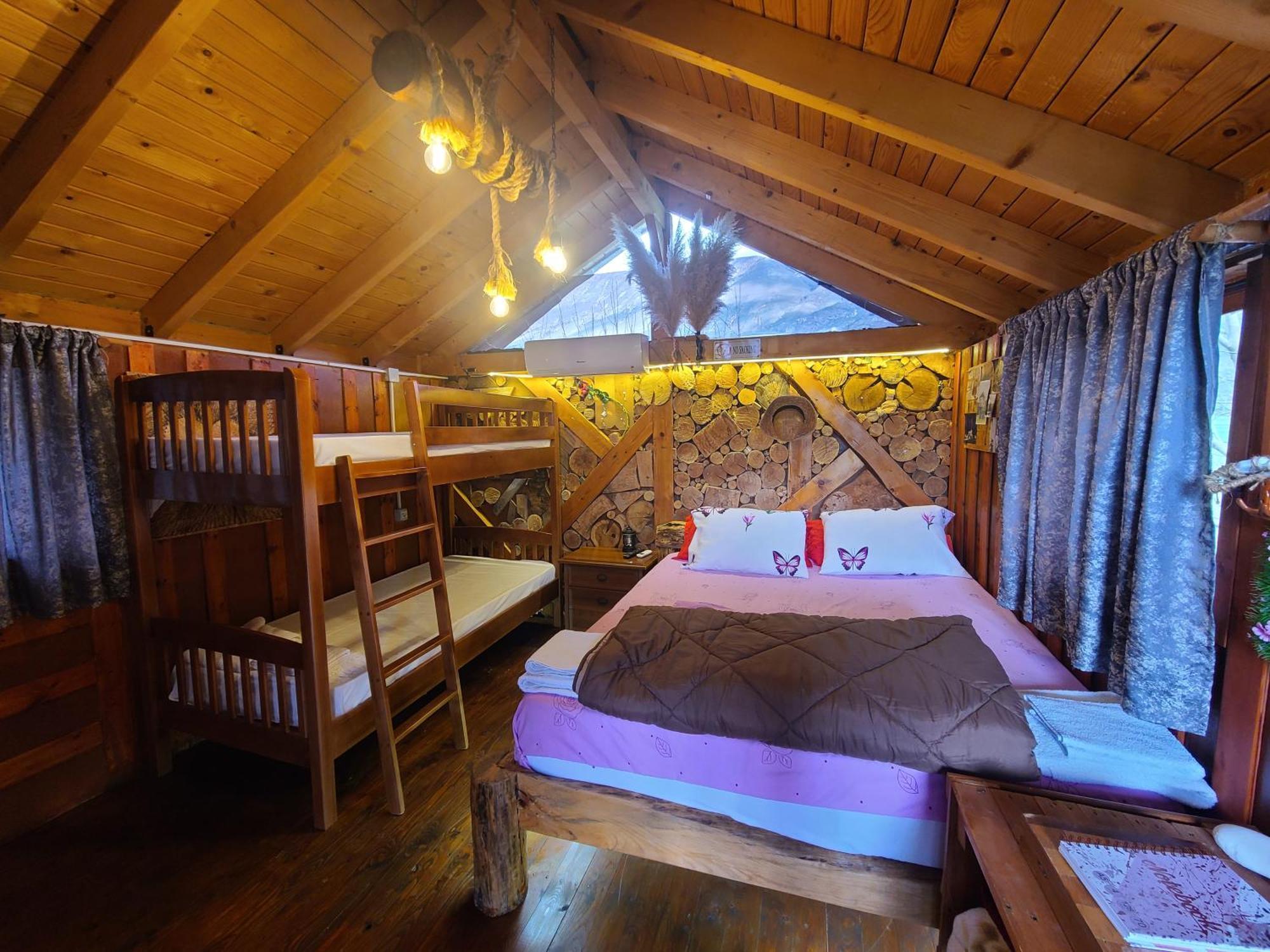 Life On The Farm Hotel Nepravishte Exterior photo